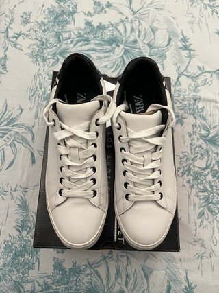 Zapatillas Zara Blancas y Negras Talla 43