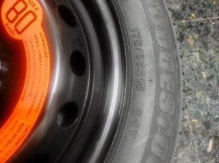 Rueda de repuesto Bridgestone  175/65R15