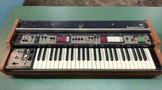 Sintetizador Roland Paraphonic 505