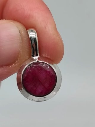 Colgante de Plata de Ley 925 y Rubí
