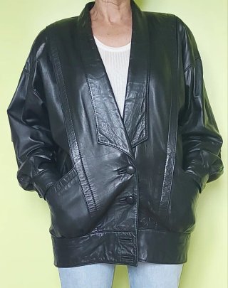 Chaqueta de cuero negra