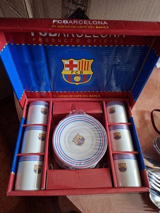 4 Cajas con Artículos del FC Barcelona