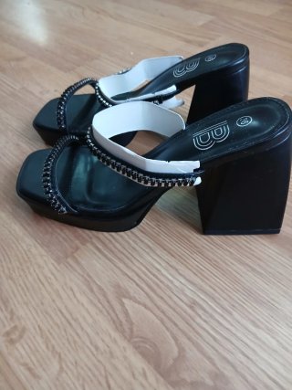 Sandalias de Tacón Negras Talla 36