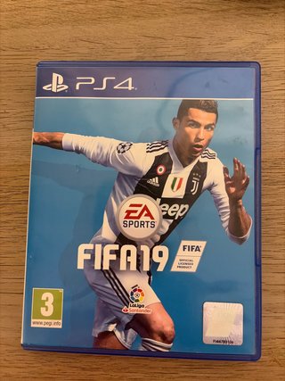 FIFA 19 (PlayStation 4)