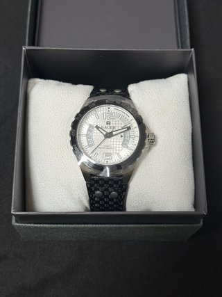 Reloj de Pulsera RACER - Estilo Deportivo y Elegan