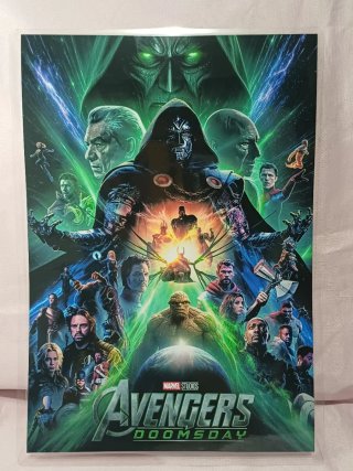 Póster Avengers Doomsday Plastificado