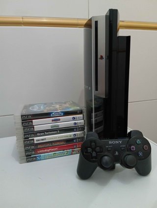 Consola PlayStation 3 con 8 juegos