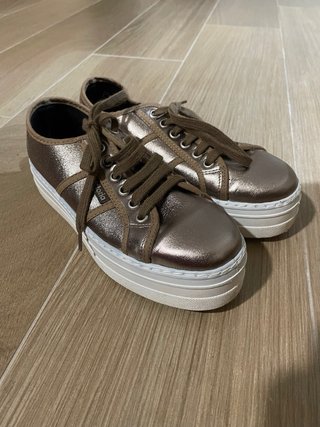Zapatillas Victoria Doradas