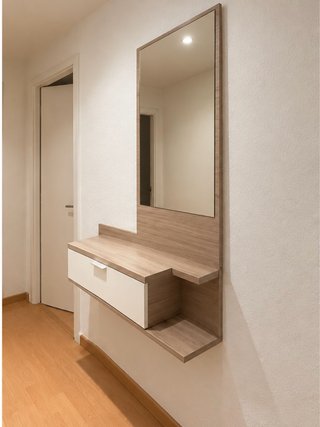 Mueble de Recibidor con Espejo