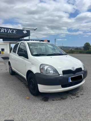 Toyota Yaris 2001