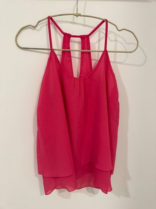 Top de tirantes rosa