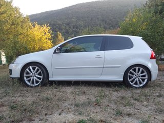 Volkswagen Golf V 2.0 TDI GT SPORT 140cv