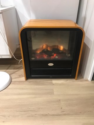 Estufa Eléctrica con Efecto Fuego