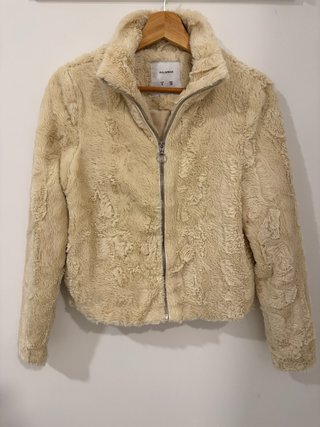 Chaqueta de pelo sintético Pull&Bear beige