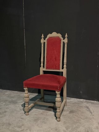 Silla Vintage de Madera y Terciopelo