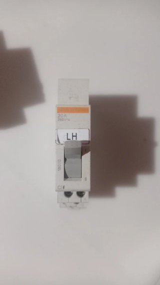Conmutador Merlin Gerin 20A