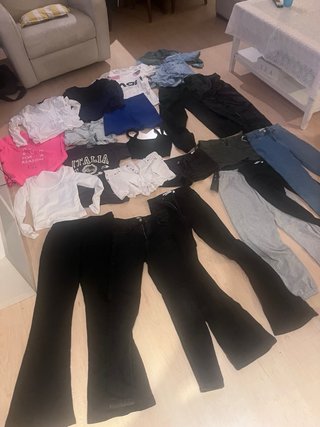 Lote Ropa Chica Talla XS (Zara, Mango)