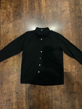 Camisa Negra de Manga Larga
