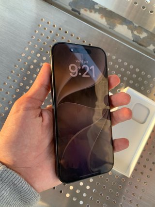 iPhone 16 Pro 128GB Negro
