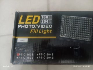 Foco LED para Foto y Vídeo PT-C-160S