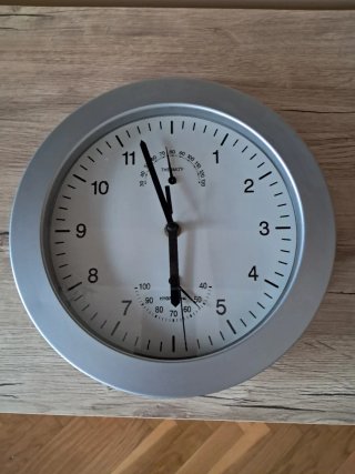 Reloj de Pared con Termómetro e Higrómetro