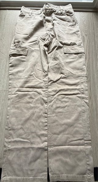 Pantalón Cargo Beige Mango Talla 32