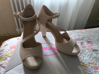 Zapatos de tacón Graceland beige