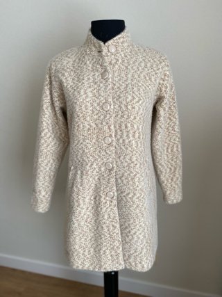 Abrigo de paño beige
