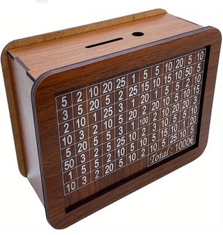 Hucha de Madera con Reto de Ahorro
