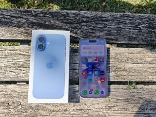 iPhone 17 Azul