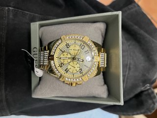 Reloj Guess Dorado con Pedrería