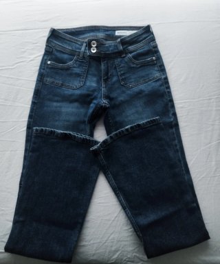 Pantalón vaquero Bershka azul talla 36