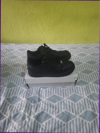 Nike Air Force 1 Low '07 Negras Talla 37.5