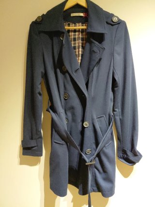 Gabardina de paño azul Stradivarius