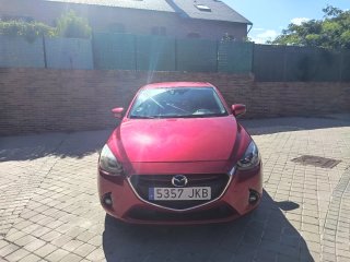 Mazda 2 2015
