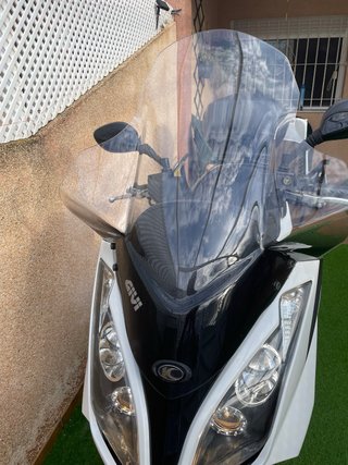 Kymco Super Dink 300i