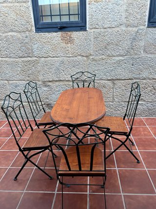 Conjunto Mesa y 5 Sillas de Terraza de ebanistería