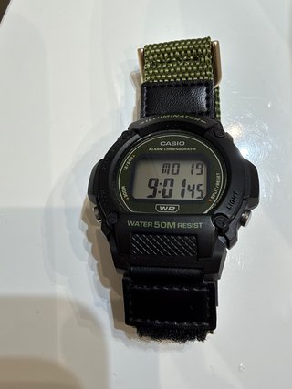 Reloj Casio con Esfera y Correa Verde