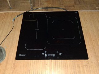 Placa  inducción Indesit IB 44Q60 NE ver leer bien