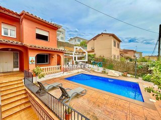 Chalet en venta en Urbanitzacions en Lloret de Mar