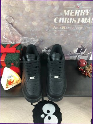 Nike Air Force 1 Low '07 Negras Talla 37.5