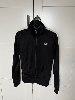 Chaqueta Deportiva Hollister Negra Talla S