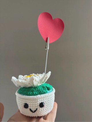 Planta amigurumi a crochet porta notas