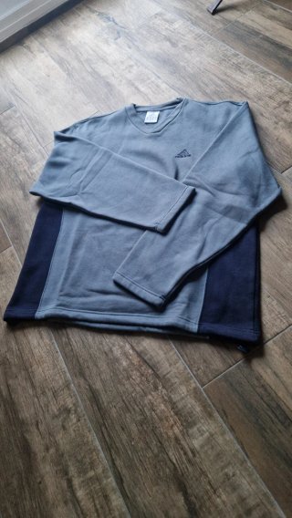 Sudadera Adidas bicolor L – Nueva sin etiquetas