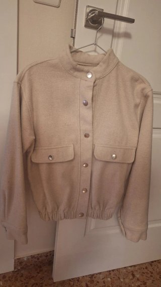 Chaqueta Bomber Beige
