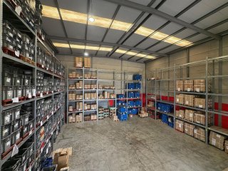 Nave industrial en alquiler en Los Olivos - Los Ángeles - Perales del río en Getafe