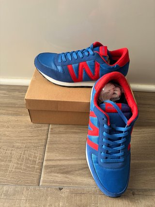 Zapatillas Wesc Azul y Rojo