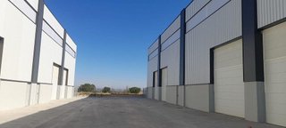 Local comercial en alquiler en Magraners - Polígon del Segre en Lleida