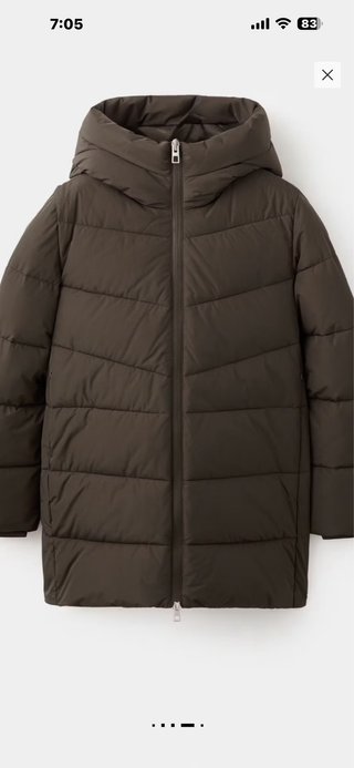 Chaqueta acolchada marrón con capucha