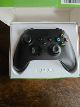 Mando Xbox Carbon Black